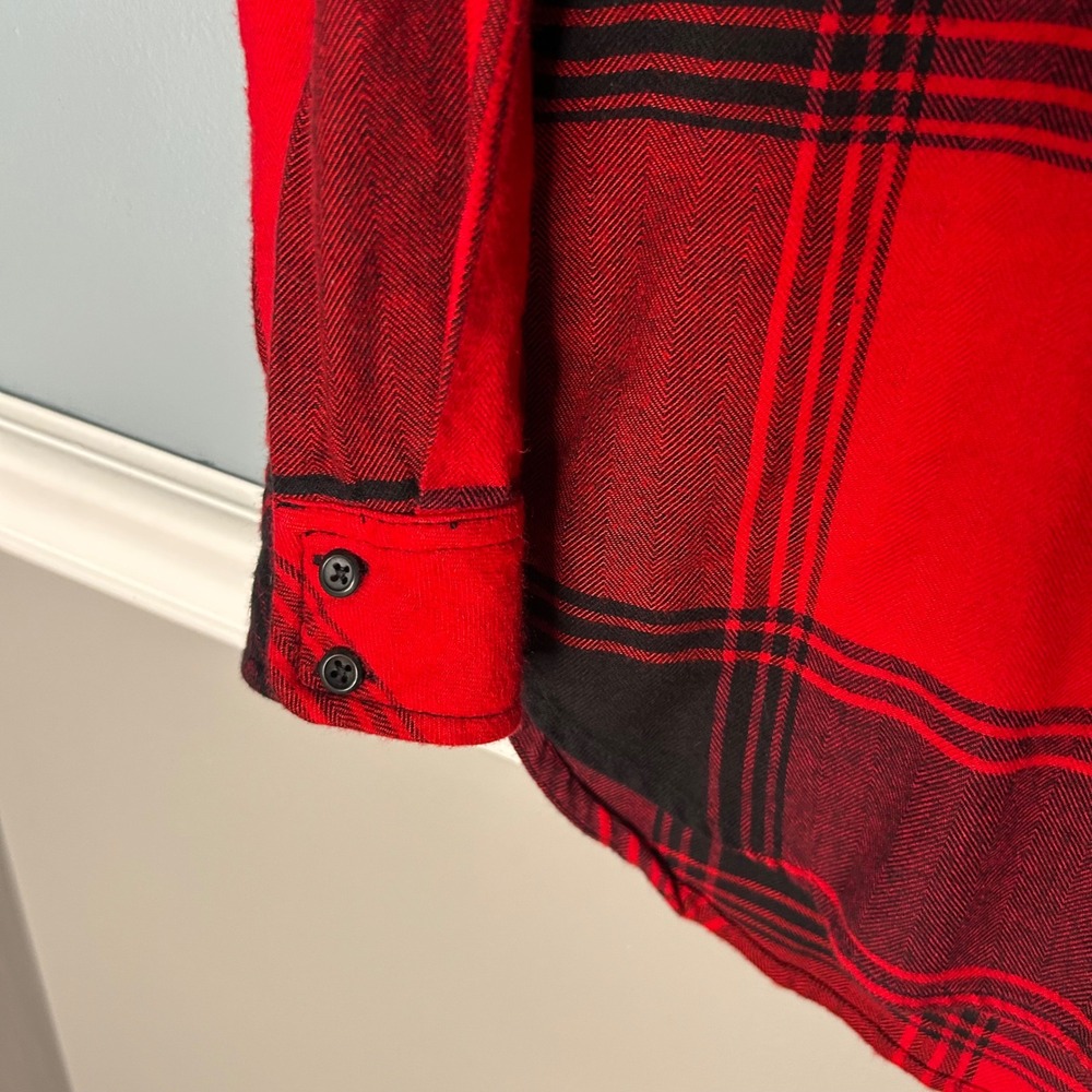 Athleta Womens XS Red Black Buffalo Plaid Flannel Button Down Shirt Herringbone - Picture 2 of 10
